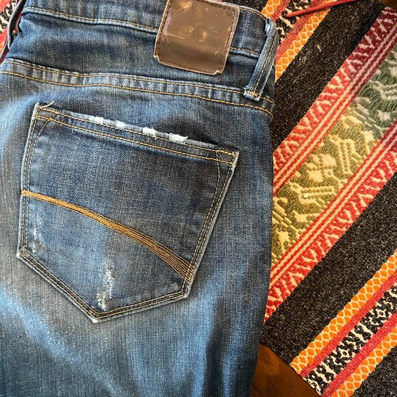 Driftwood Straight Leg Audrey Jeans 32 (Distressed Style) - Picture 3 of 7